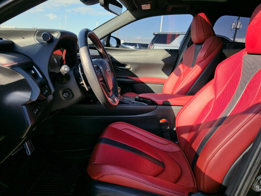 Used 2022 Lexus UX 200 F Sport w/ F Sport Premium Package FWD image 26