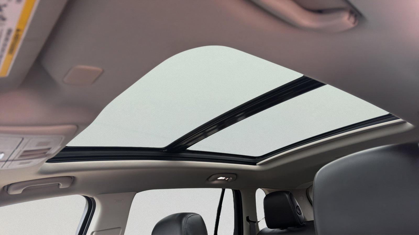 Used 2019 Buick Envision Essence FWD image 11