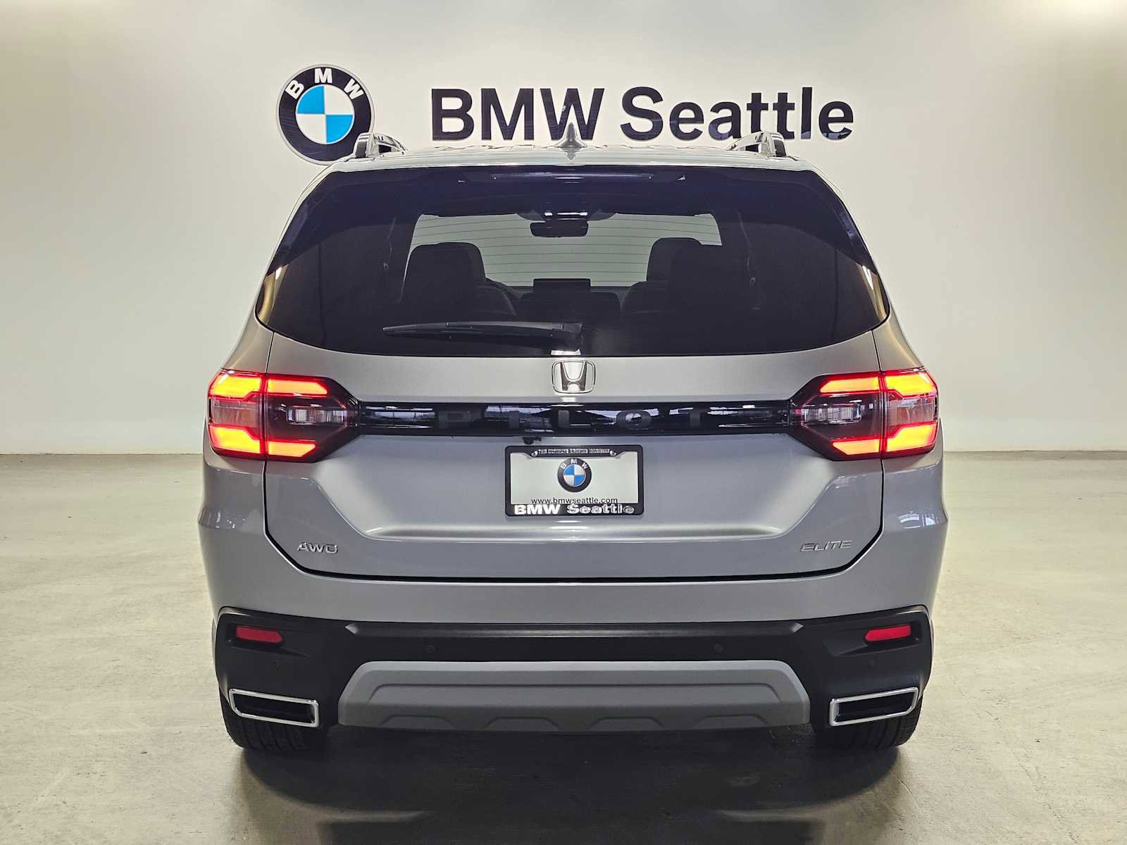 Used 2023 Honda Pilot Elite image 5