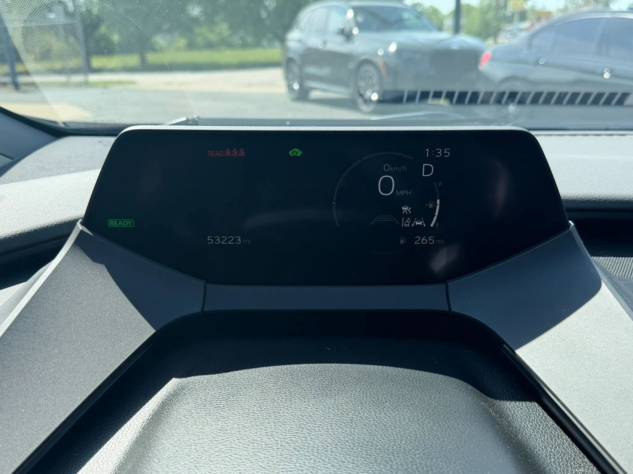 Used 2024 Toyota Prius LE FWD image 18