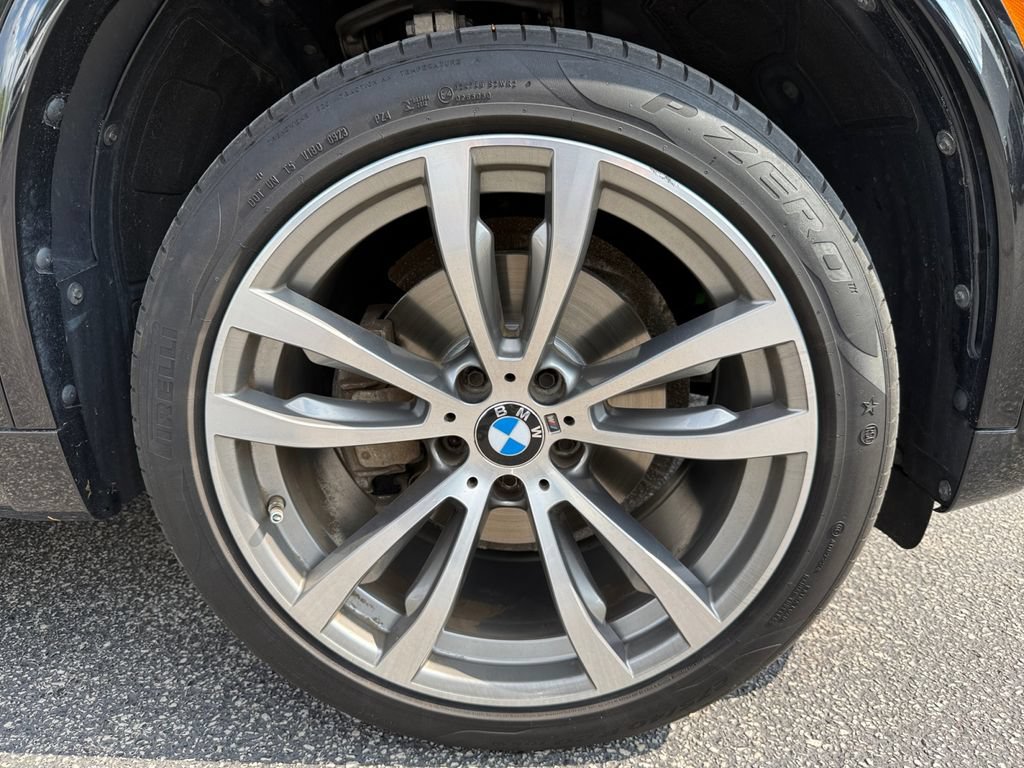 Used 2018 BMW X5 xDrive35i w/ M Sport Package AWD/4WD image 18