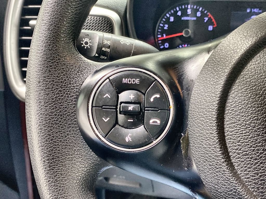 Used 2021 Kia Soul LX image 30