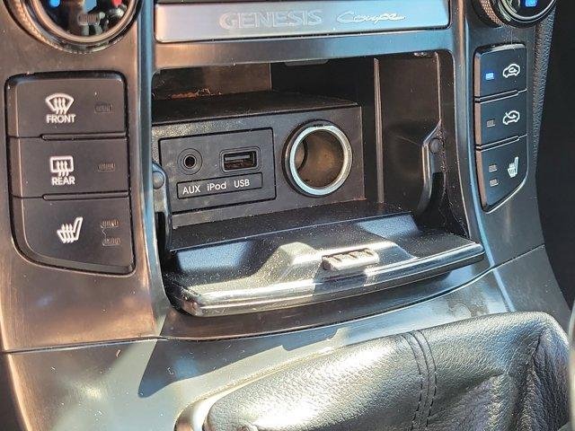 Used 2013 Hyundai Genesis 3.8 image 31