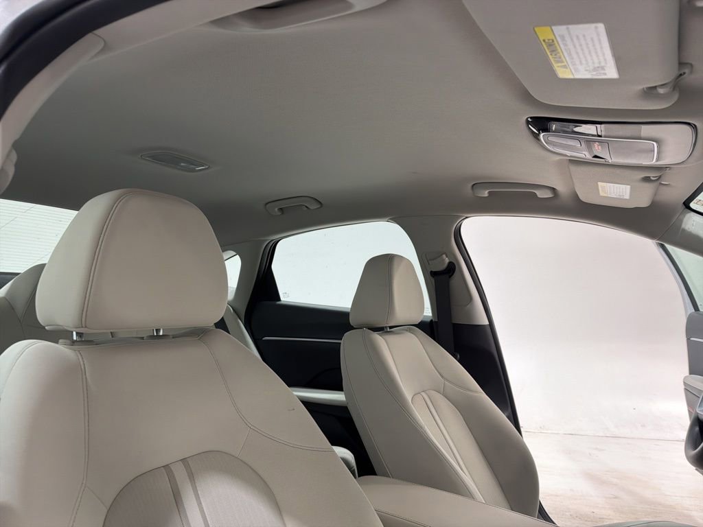 Used 2023 Hyundai Sonata SE image 28