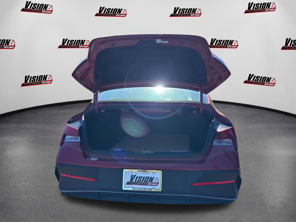 Certified 2025 Hyundai Elantra Sport image 11