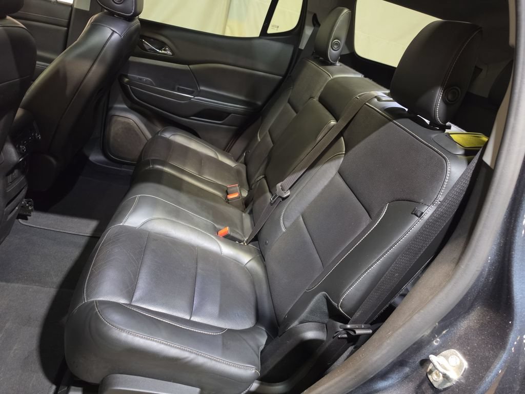 Used 2019 GMC Acadia SLT w/ Black Edition FWD image 24