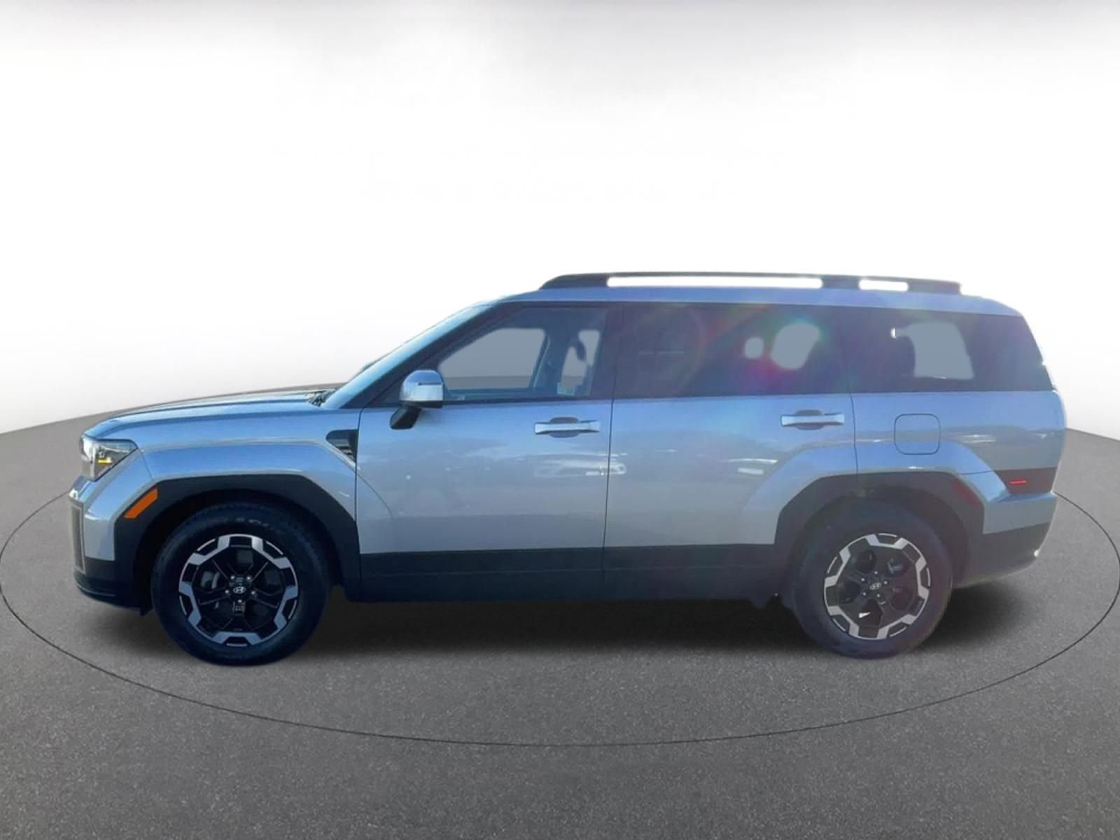 Used 2025 Hyundai Santa Fe SEL image 9