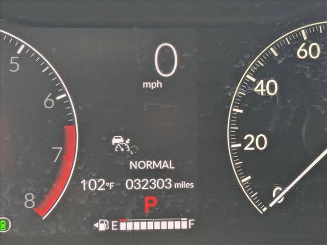 Used 2023 Honda Pilot Touring image 10