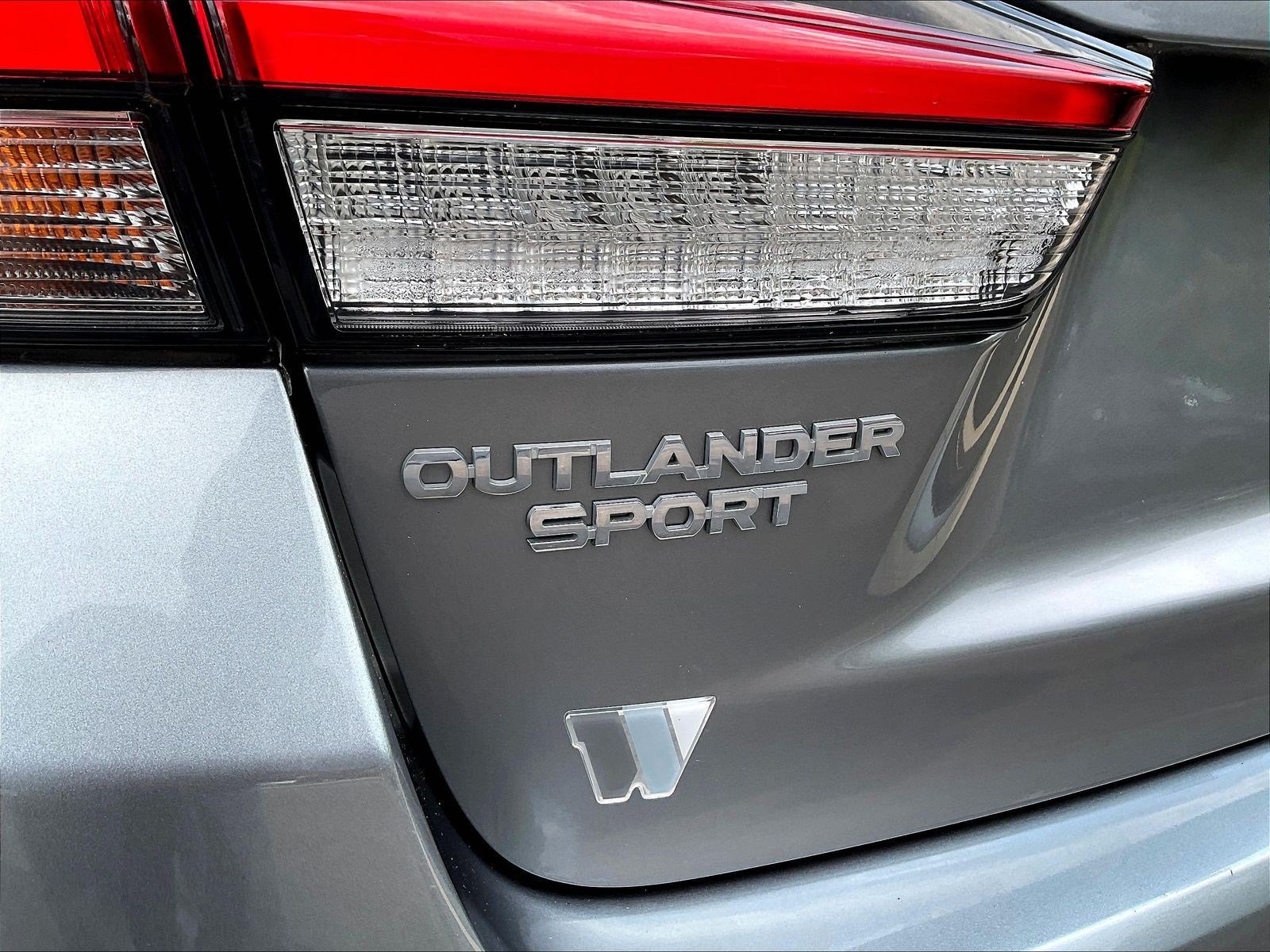 Used 2021 Mitsubishi Outlander Sport SE FWD image 23