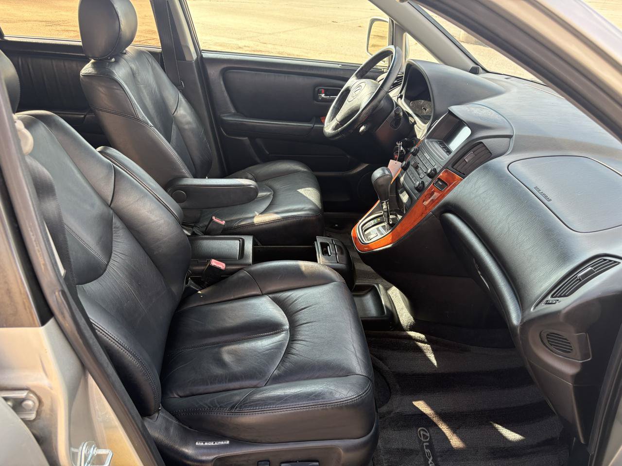 Used 2001 Lexus RX 300 w/ Premium Pkg Plus FWD image 21