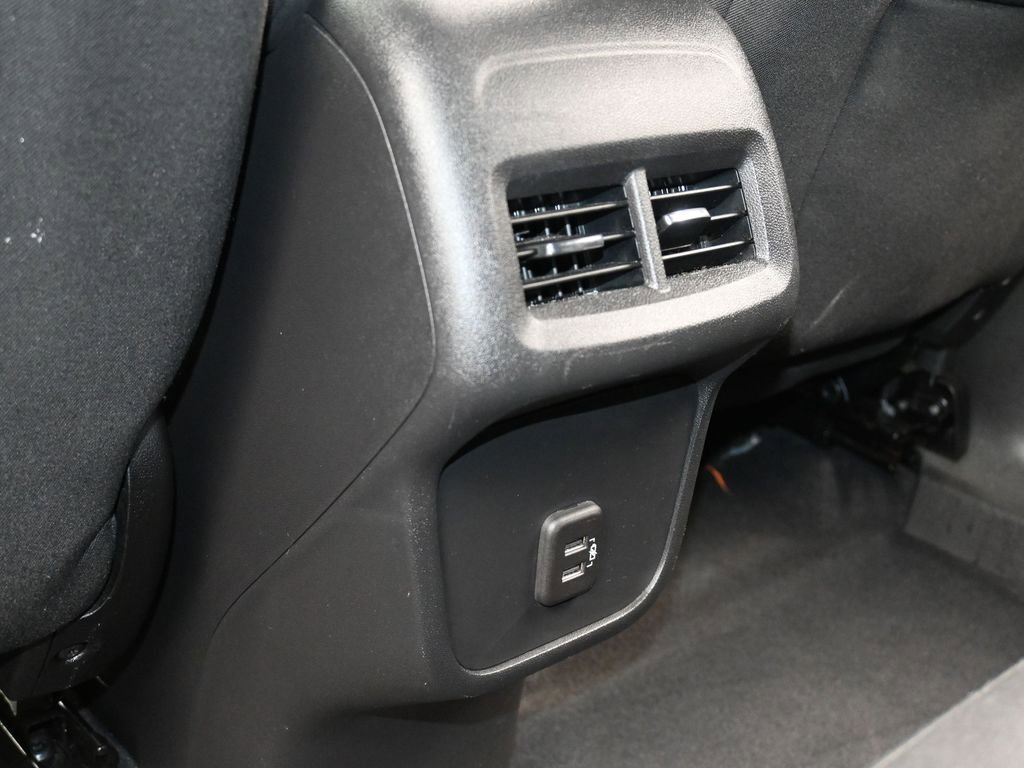Used 2021 Chevrolet Equinox LT FWD image 33