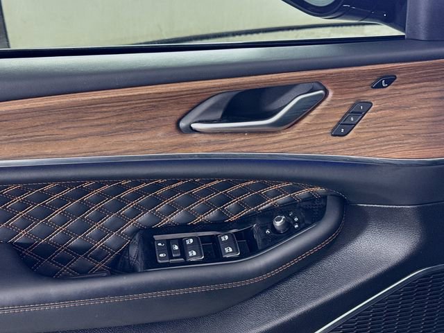 Used 2024 Jeep Grand Cherokee Summit w/ Adv Protech Group IV image 17