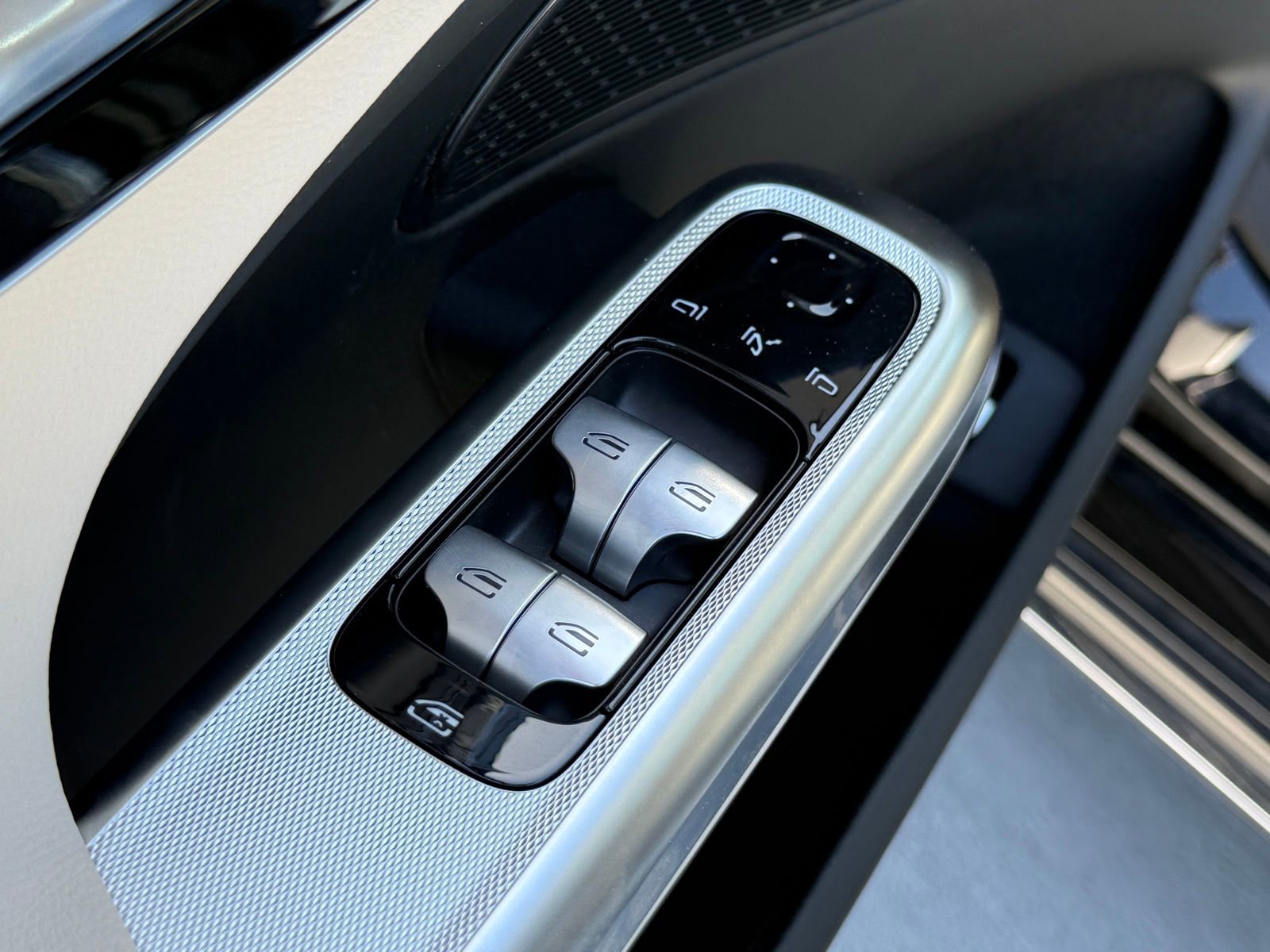 New 2026 Mercedes-Benz E 350 Sedan image 19