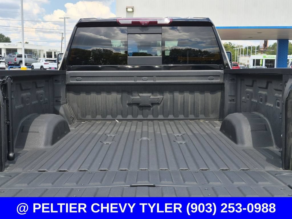 Used 2025 Chevrolet Silverado 2500 LTZ w/ Z71 Chrome Sport Edition AWD/4WD image 8
