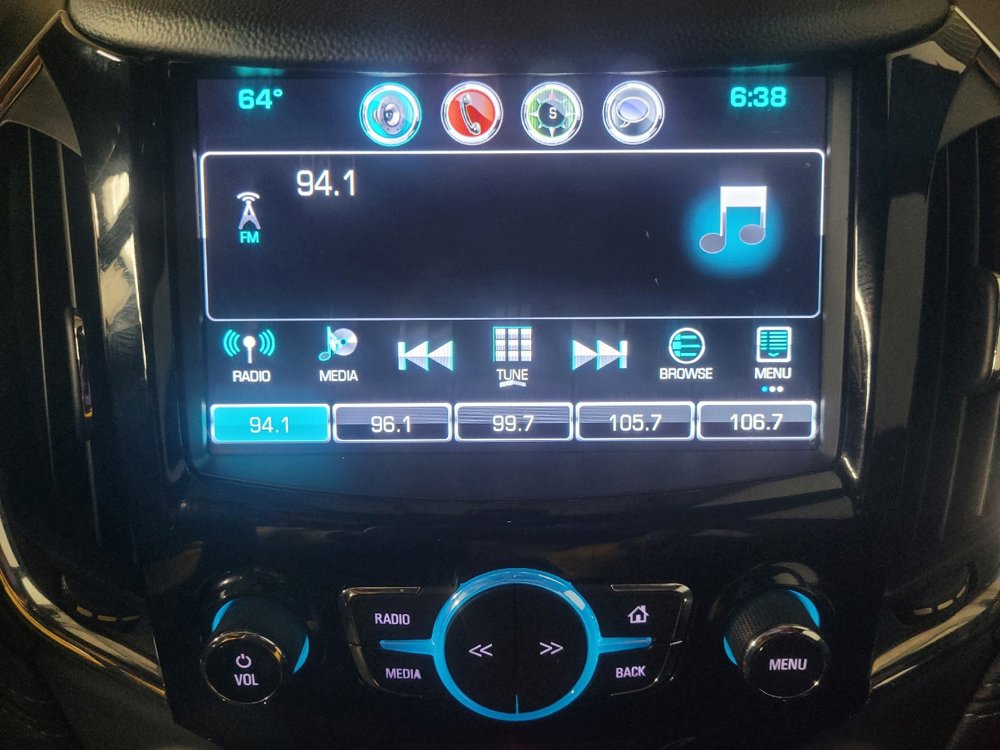 Used 2017 Chevrolet Cruze Premier image 25