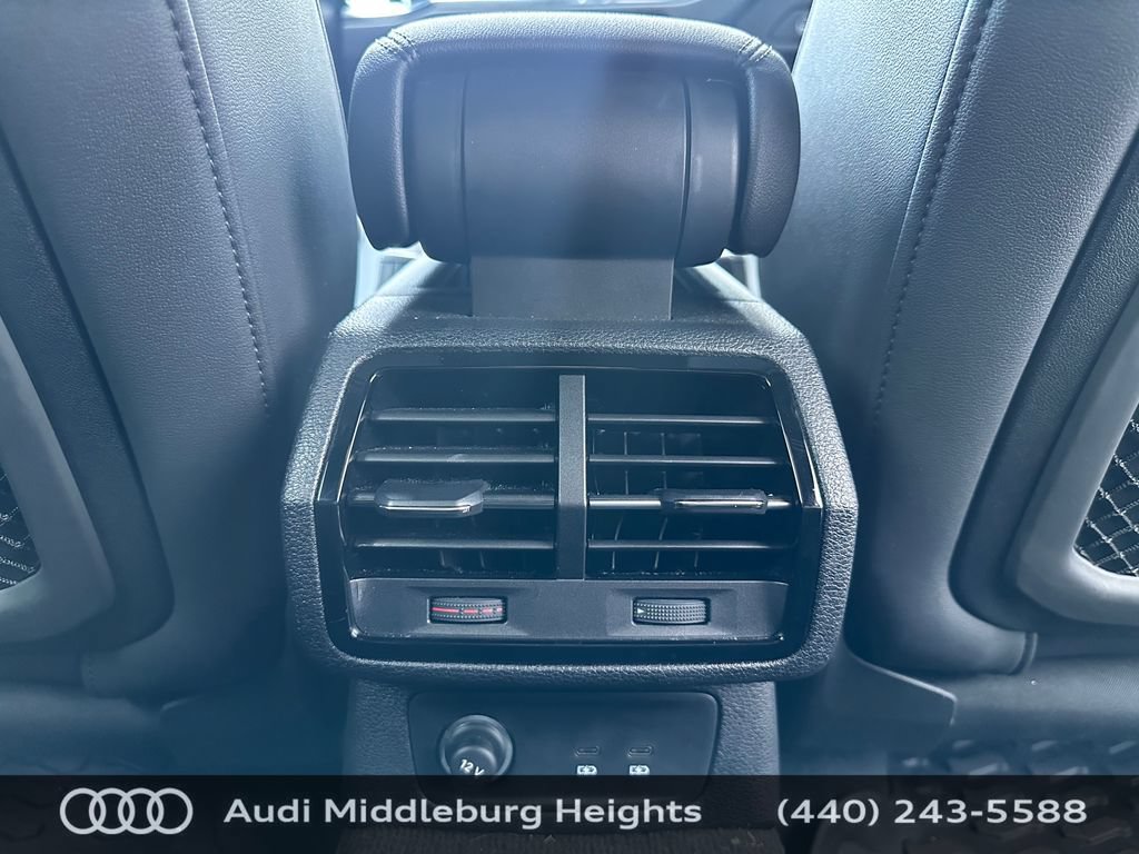 Certified 2023 Audi Q3 2.0T Premium Plus w/ Premium Plus Package AWD/4WD image 41