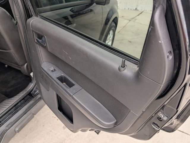 Used 2010 Ford Escape Limited AWD/4WD image 23