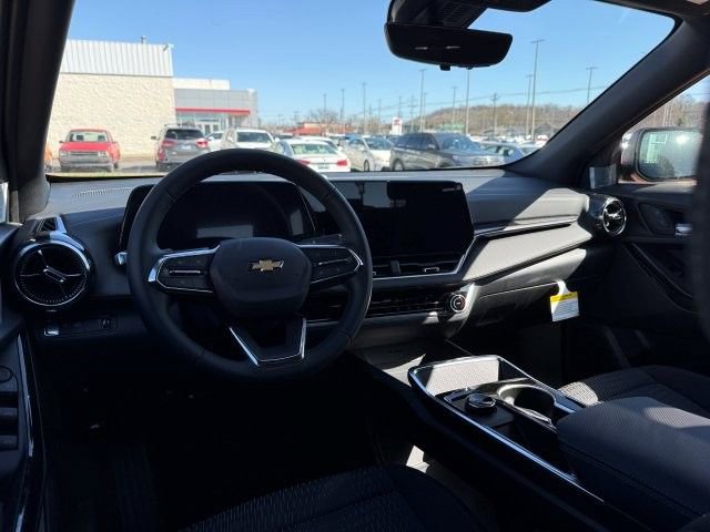 New 2026 Chevrolet Equinox LT w/ Safety and Technology Package image 16