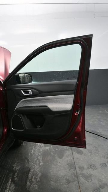 Used 2023 Chevrolet Silverado 1500 LTZ image 9
