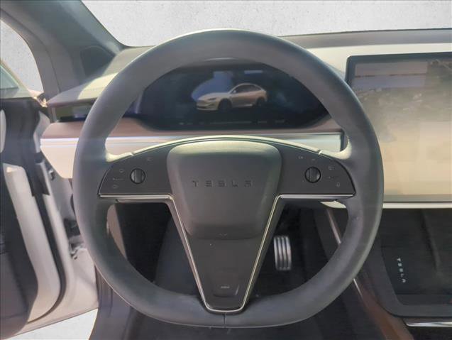 Used 2024 Tesla Model X AWD/4WD image 16