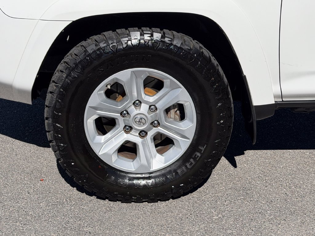 Used 2021 Toyota 4Runner SR5 RWD image 26