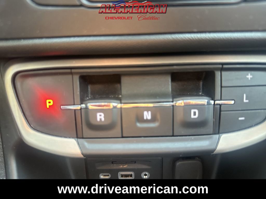 Used 2022 GMC Terrain Denali w/ Black Diamond Edition image 15