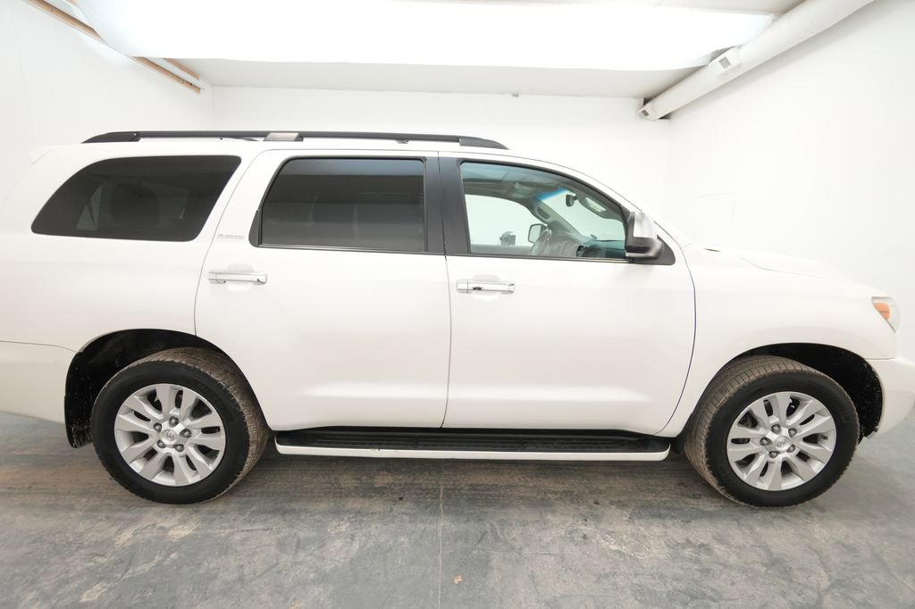 Used 2013 Toyota Sequoia Platinum image 8