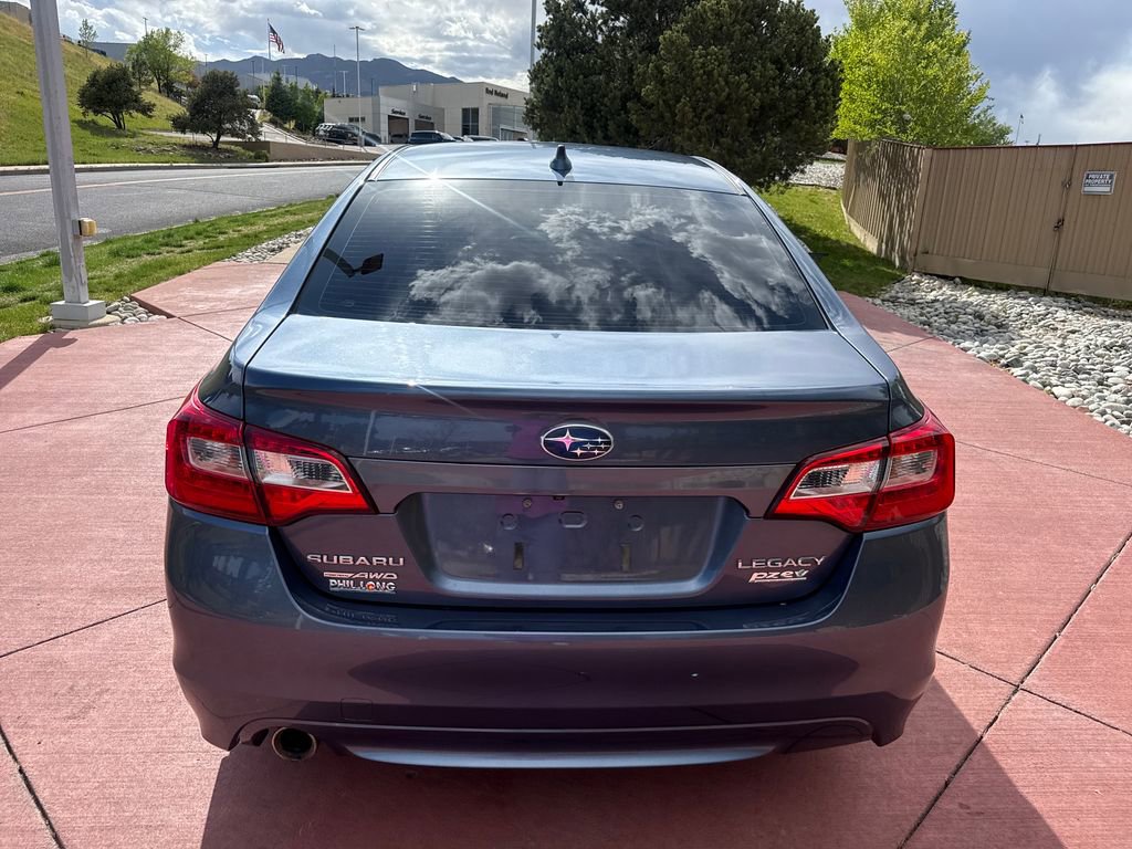 Used 2017 Subaru Legacy 2.5i Premium AWD/4WD image 6