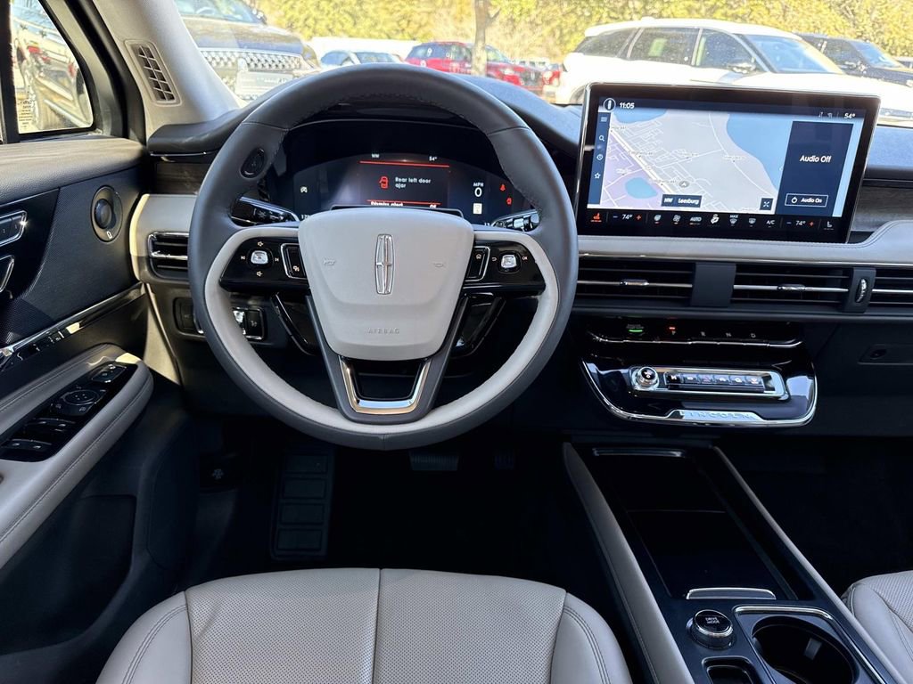 Used 2023 Lincoln Corsair Reserve w/ Equipment Group 202A image 18