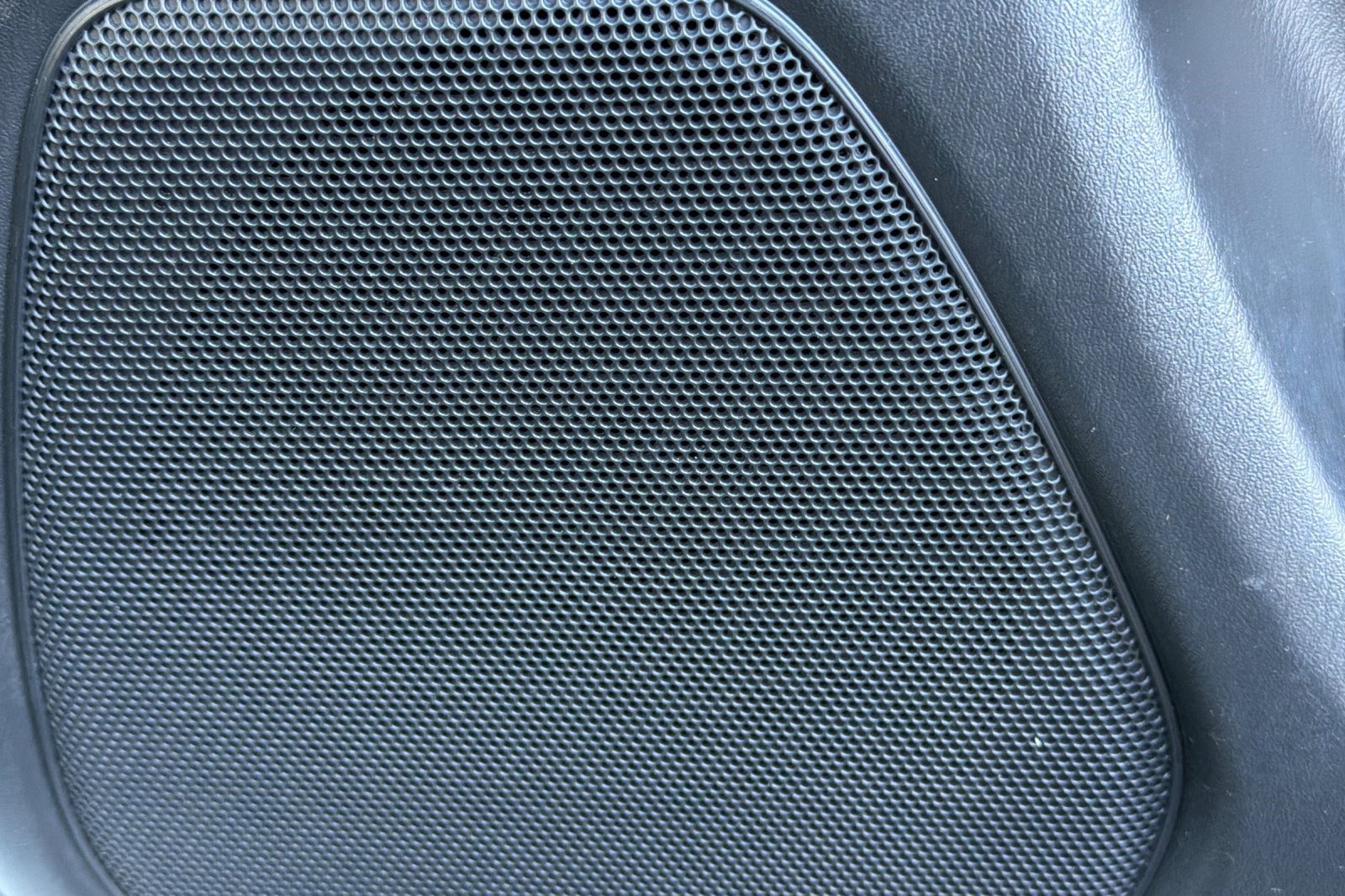 Used 2016 INFINITI QX60 Luxe image 24