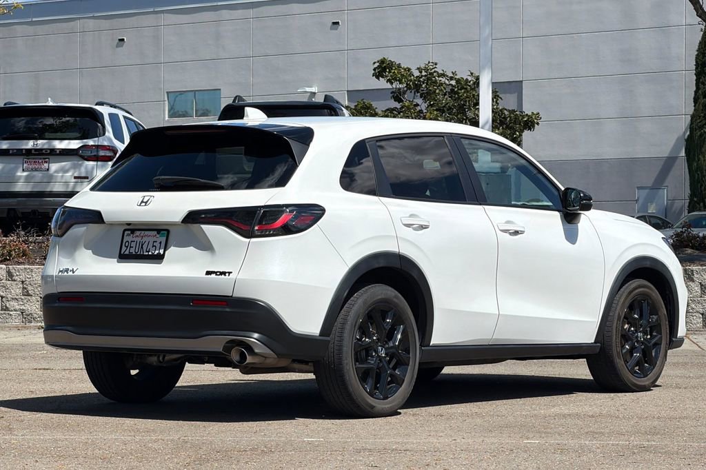 Used 2023 Honda HR-V Sport image 4
