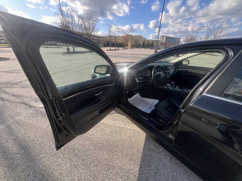 Used 2012 BMW 528i xDrive Sedan image 16