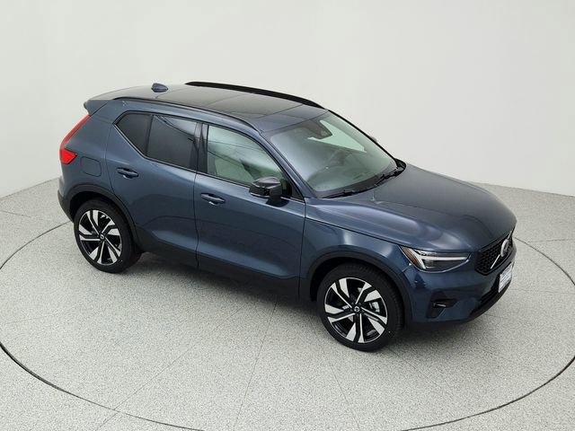 New 2026 Volvo XC40 B5 Ultra w/ Climate Package image 14