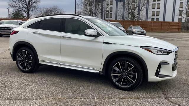 Certified 2025 INFINITI QX55 Luxe w/ Accent Package image 2