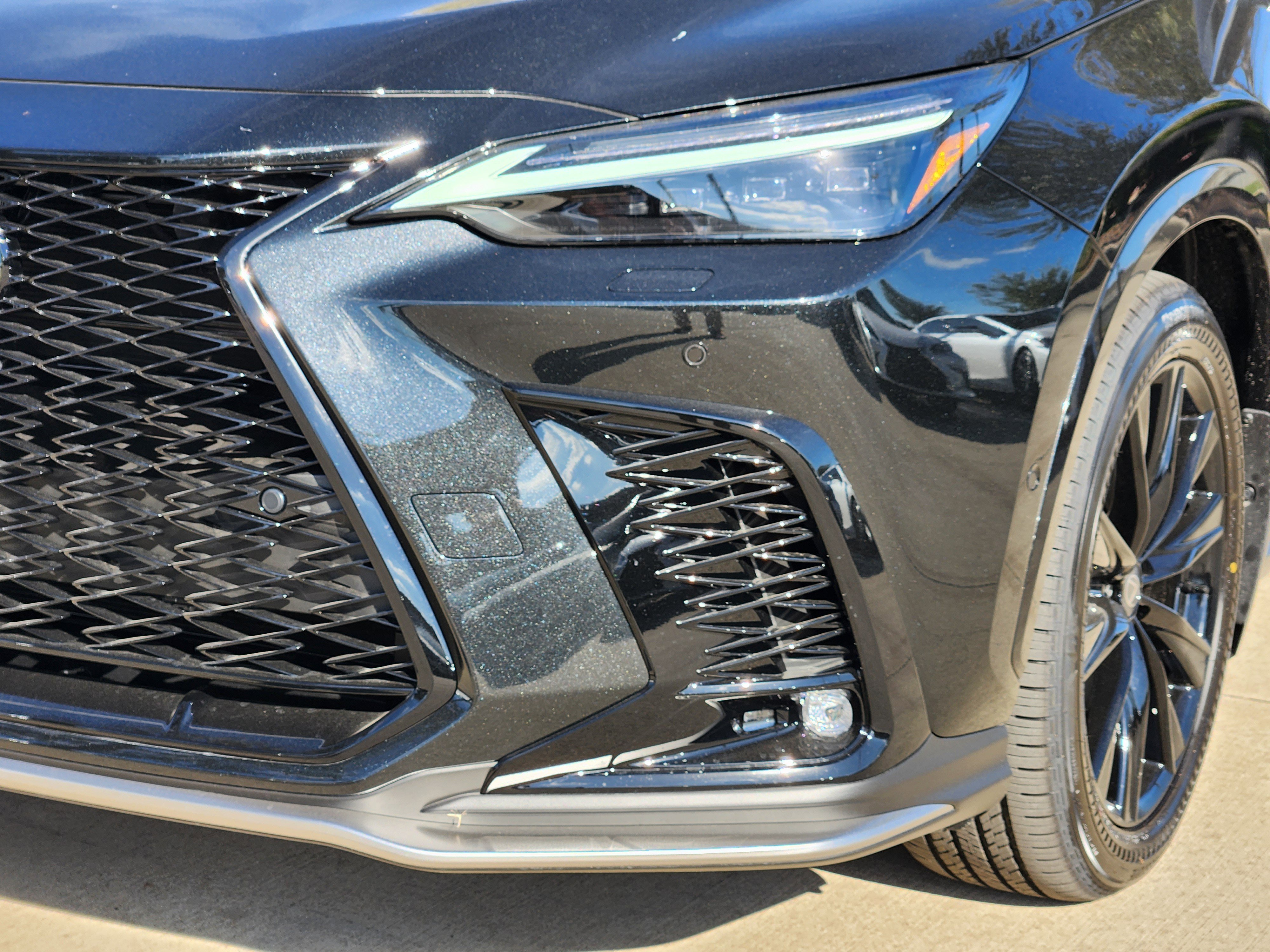 New 2026 Lexus NX 450h+ F Sport image 5