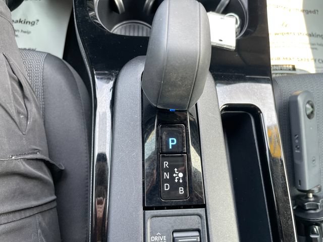 Used 2024 Toyota Prius LE FWD image 15