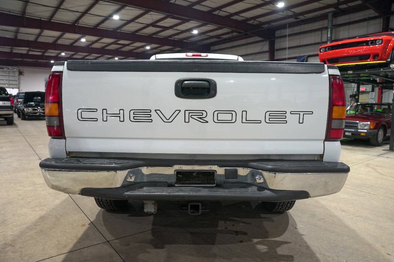 Used 2000 Chevrolet Silverado 1500 4x4 Regular Cab w/ Exterior Appearance Pkg image 7