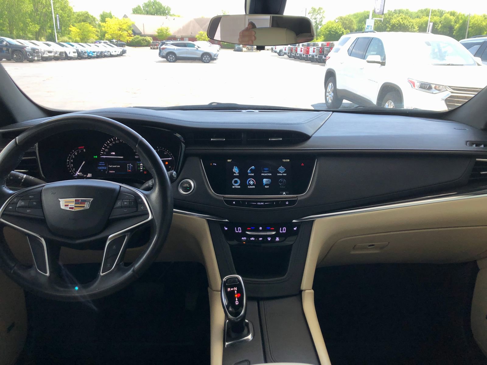 Used 2017 Cadillac XT5 FWD image 17