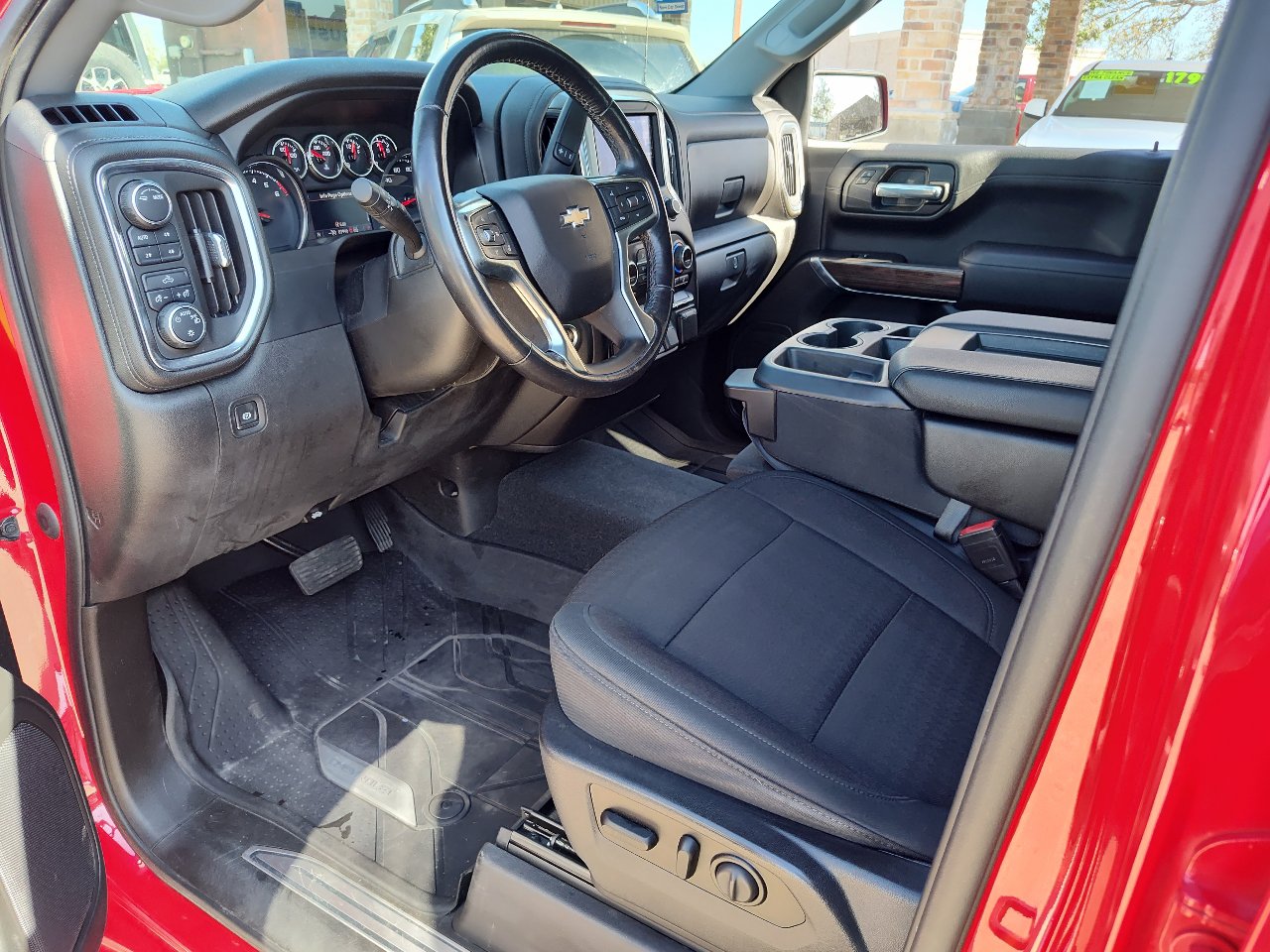 Used 2021 Chevrolet Silverado 1500 LT w/ Texas Edition Plus image 2