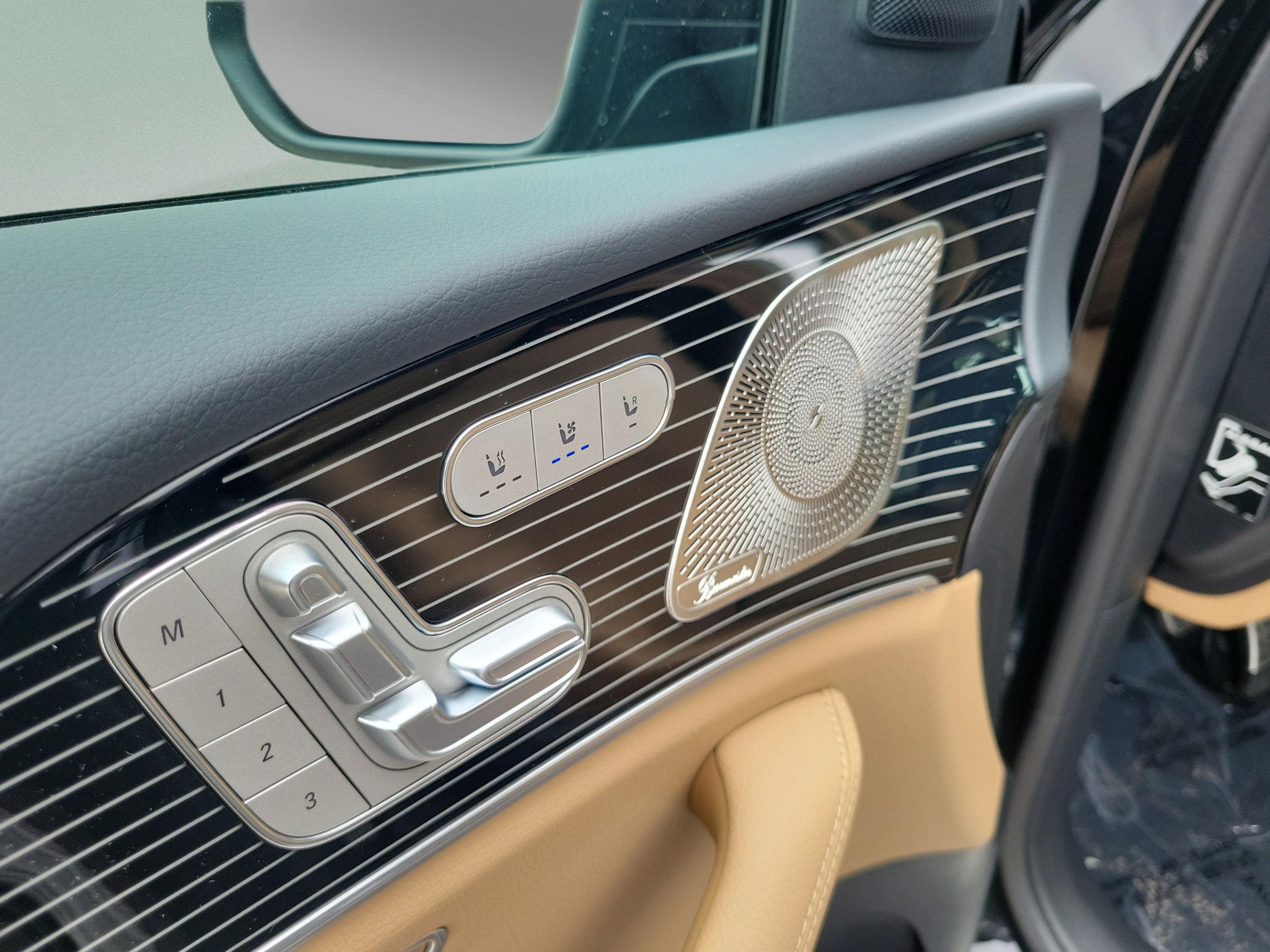 New 2026 Mercedes-Benz GLS 450 4MATIC image 13