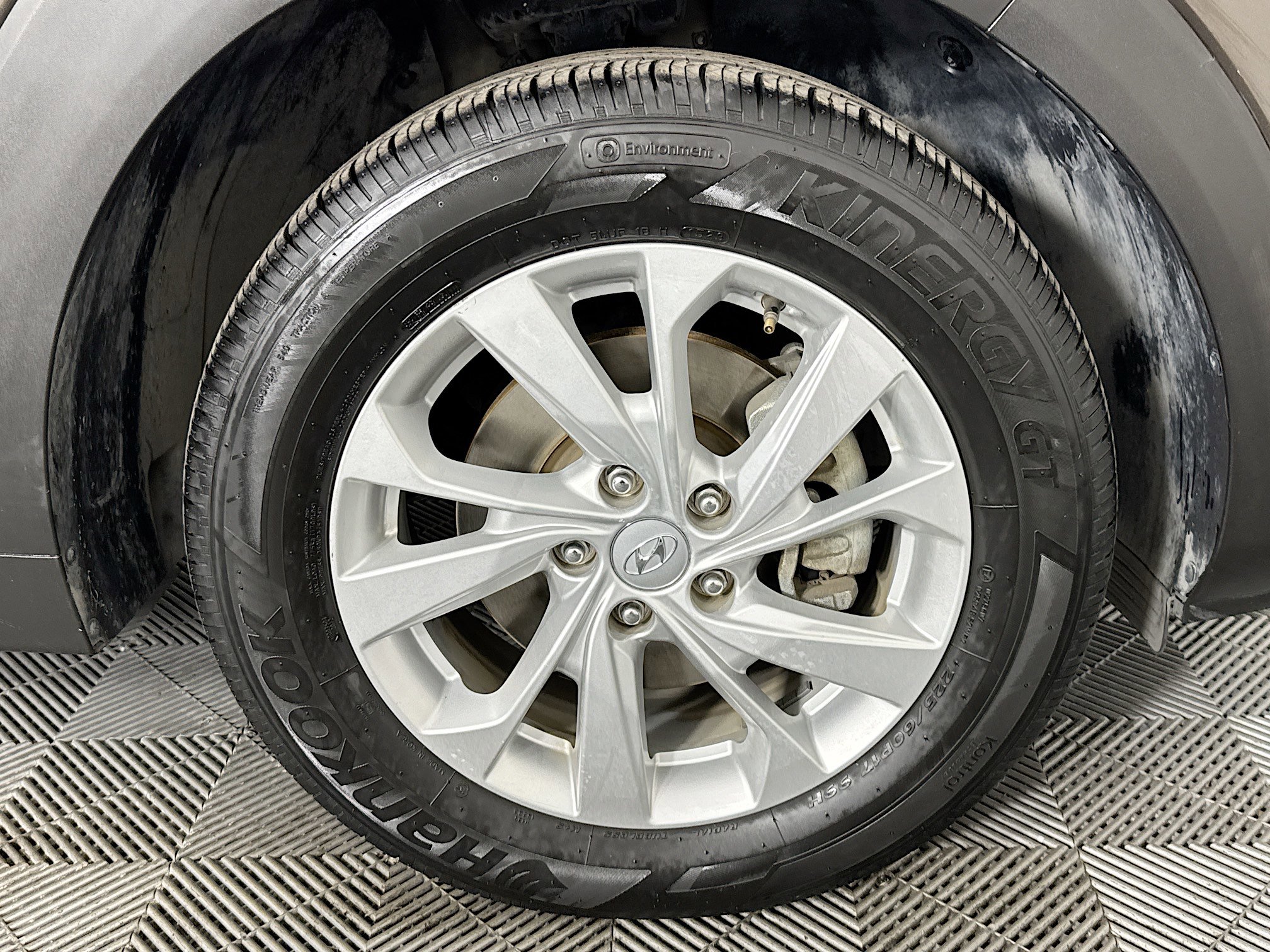 Used 2020 Hyundai Tucson Value w/ Cargo Package image 31