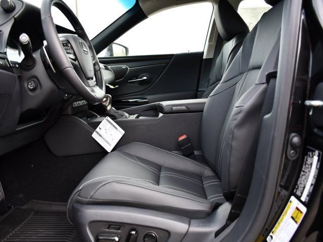 New 2025 Lexus ES 350 Luxury image 13