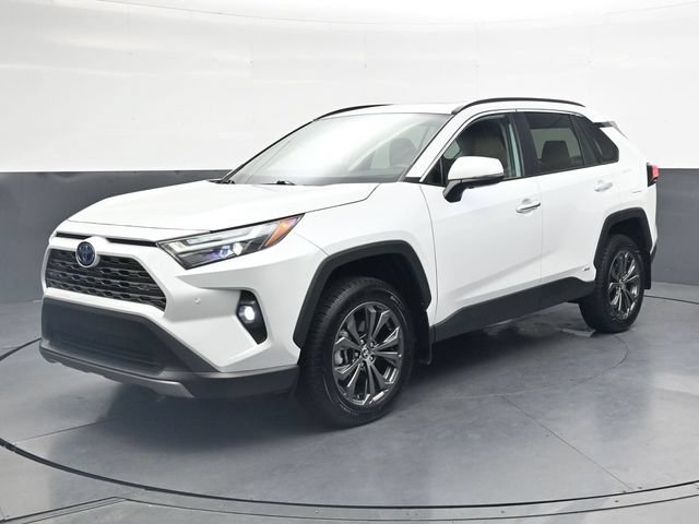Used 2024 Toyota RAV4 Limited AWD/4WD image 9