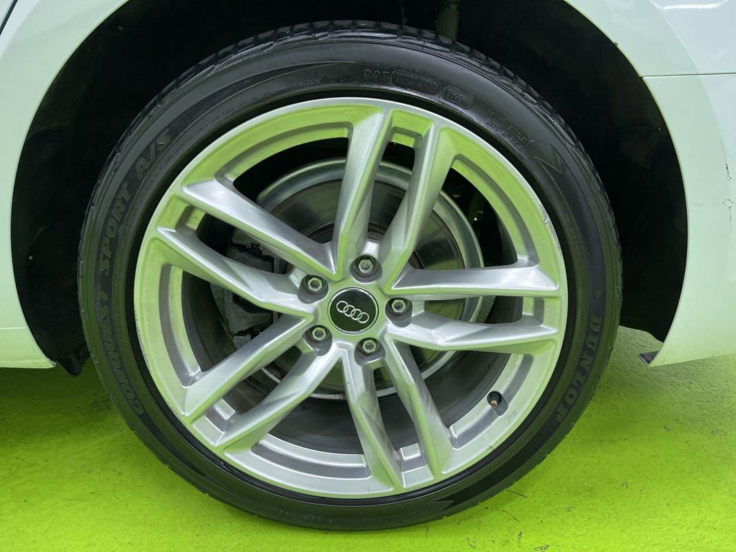 Used 2017 Audi A4 2.0T Ultra Premium w/ Convenience Package image 15