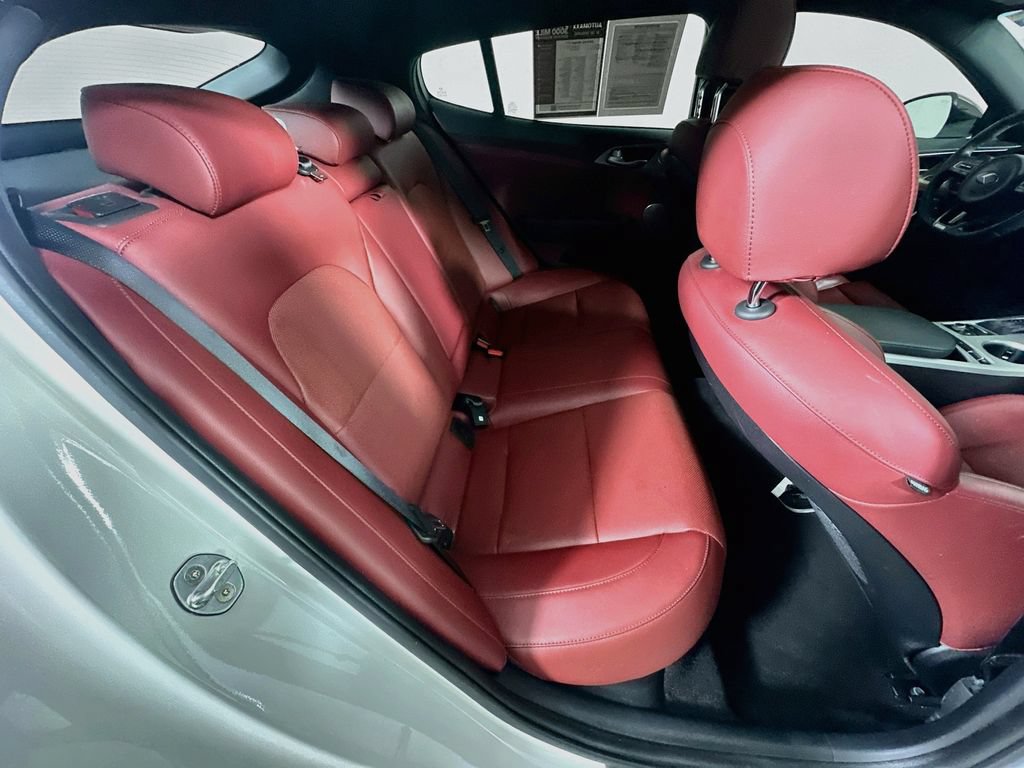 Used 2019 Kia Stinger GT1 RWD image 12