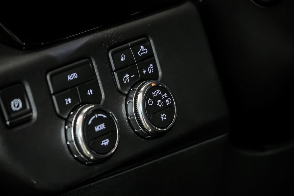 New 2026 GMC Sierra 1500 SLT w/ SLT Premium Package image 14