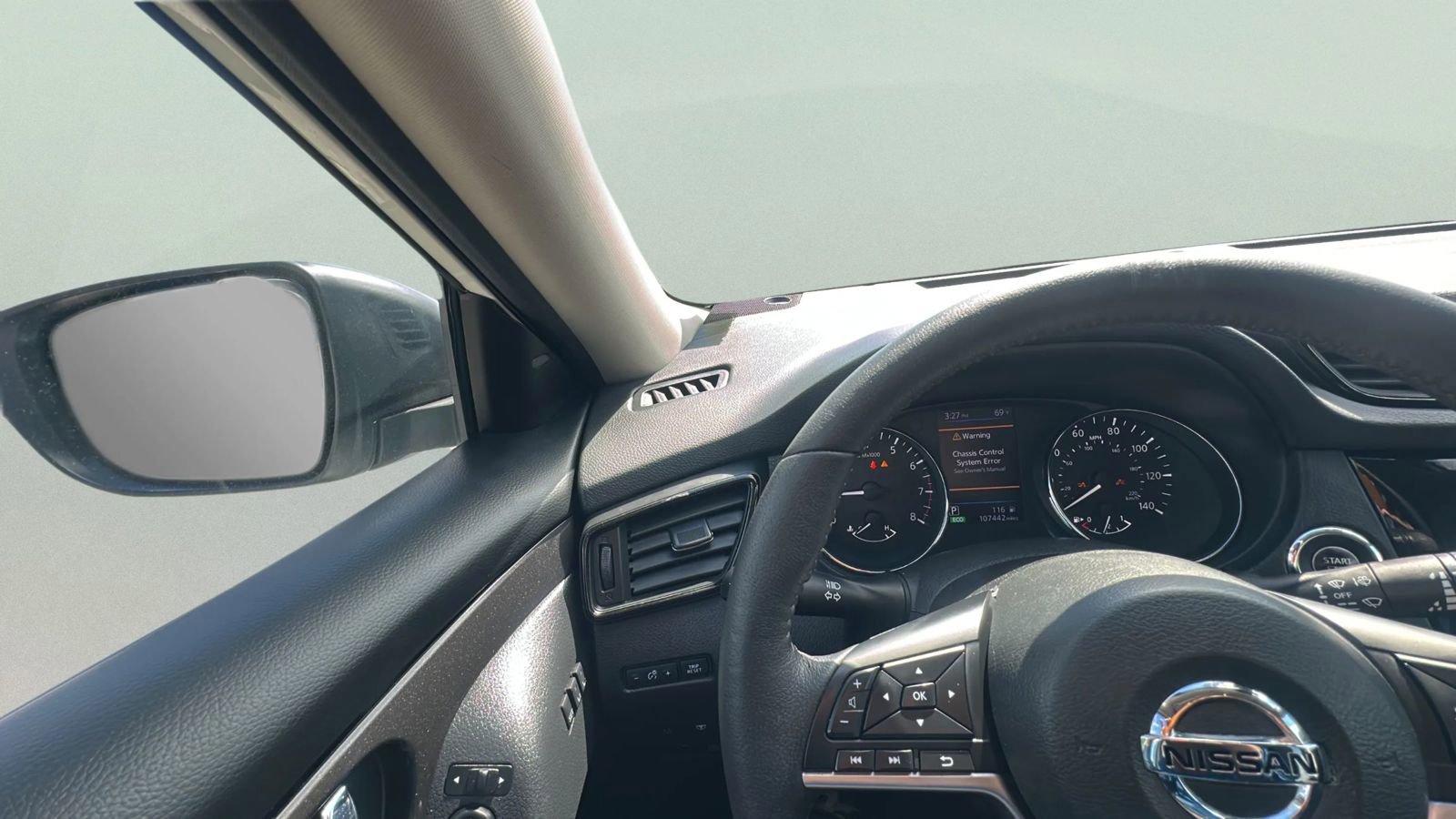 Used 2019 Nissan Rogue SV w/ Premium Package AWD/4WD image 21
