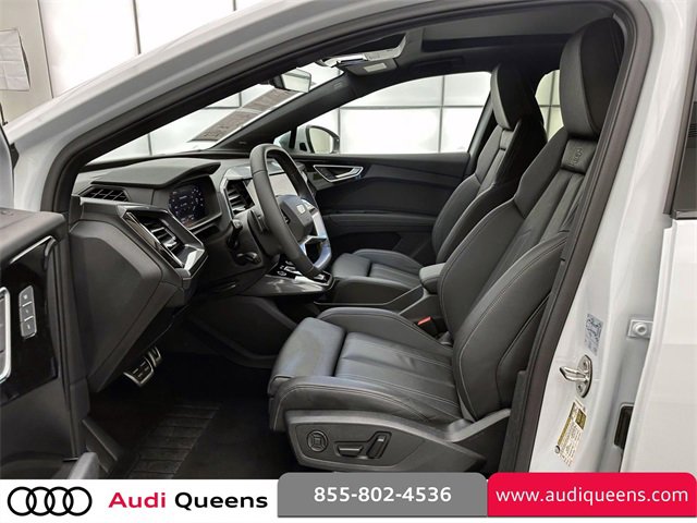 Used 2025 Audi Q4 e-tron Premium Plus w/ Premium Plus image 12