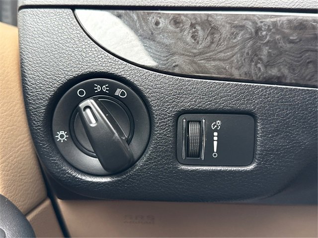 Used 2016 Dodge Grand Caravan SE w/ Quick Order Package 29E SE image 16