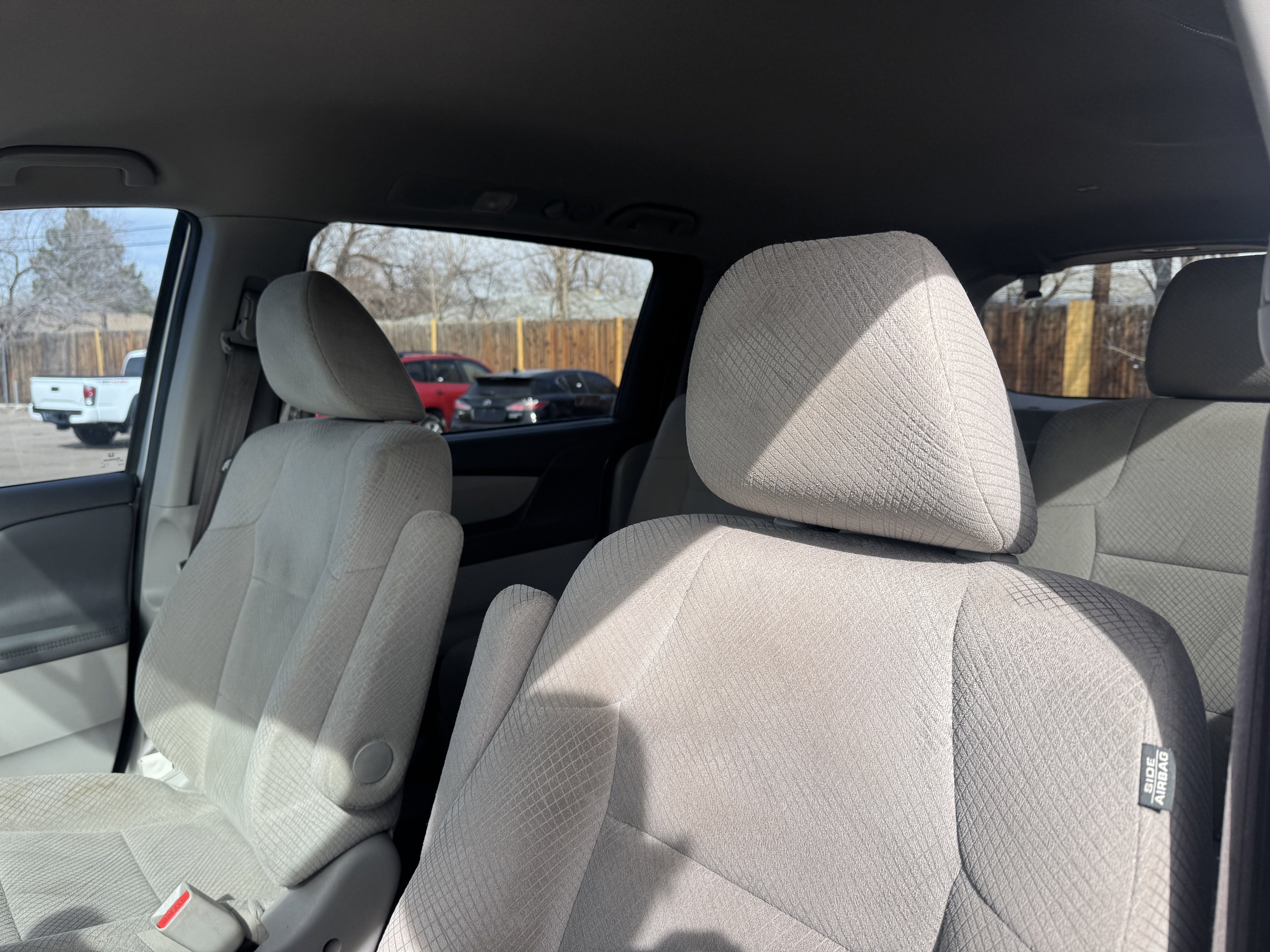 Used 2015 Honda Odyssey LX image 13